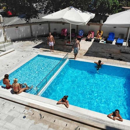 Chill And Go Aparthotel Budva Eksteriør billede